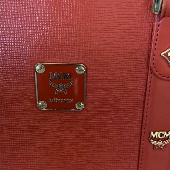 MCM Vibrant orange Leather Tote - Picture 2 of 8